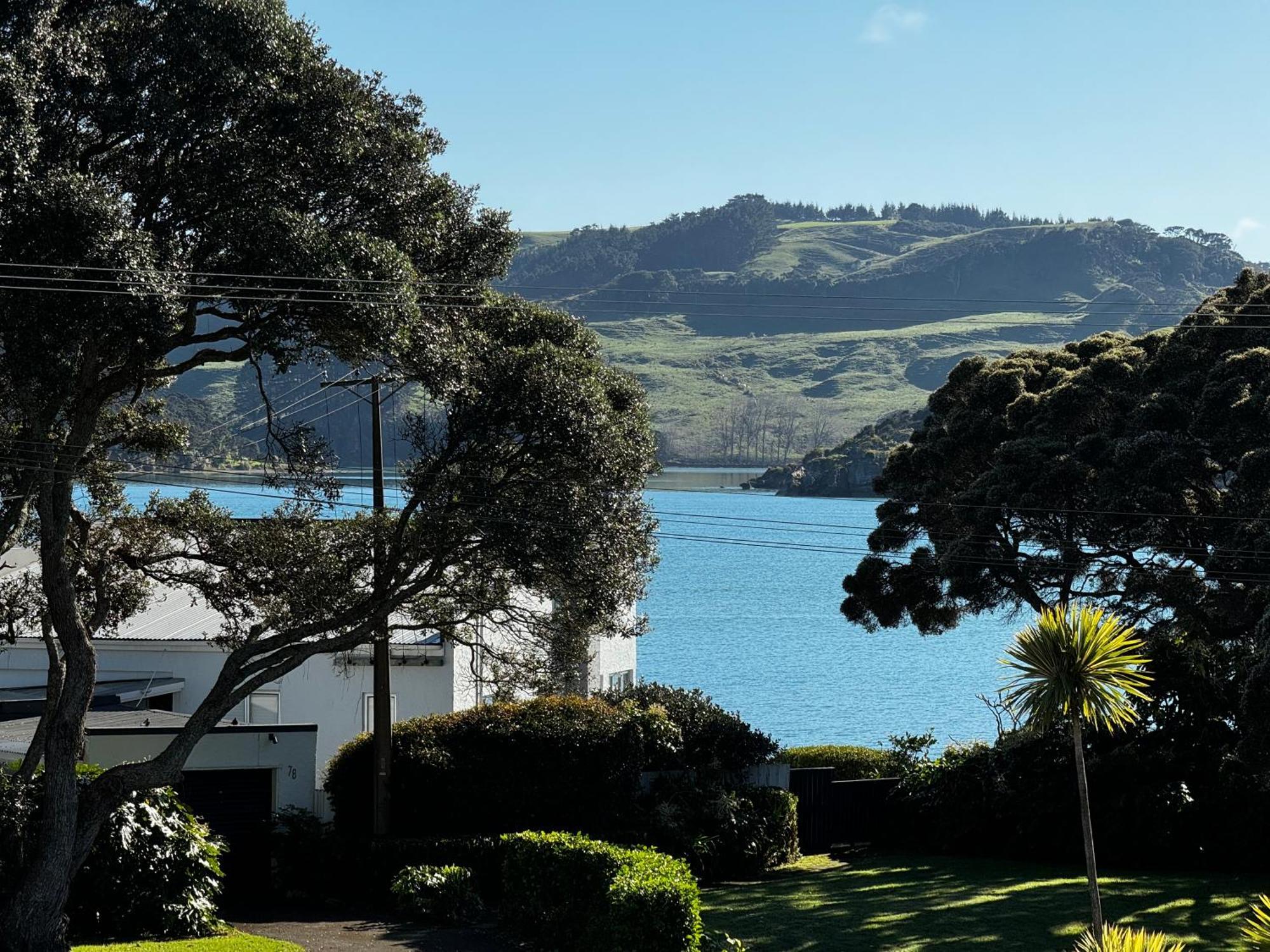Studio With A View Raglan Exterior photo